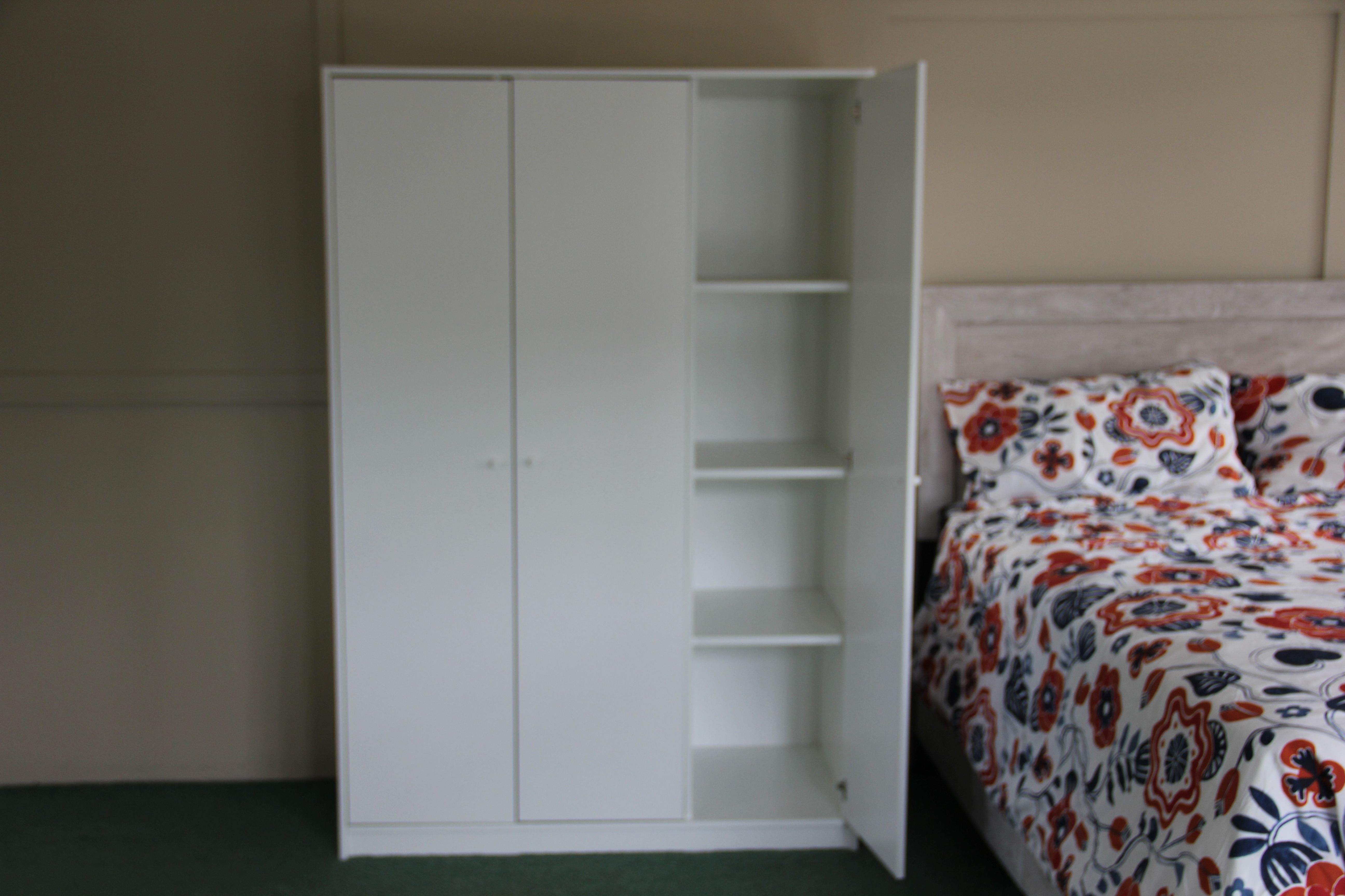 Furnished Room 6 with Balcony for 1-2 People in Burquitlam